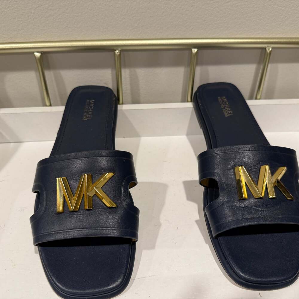 Michael Kors Kippy Slides - Picture 2 of 5
